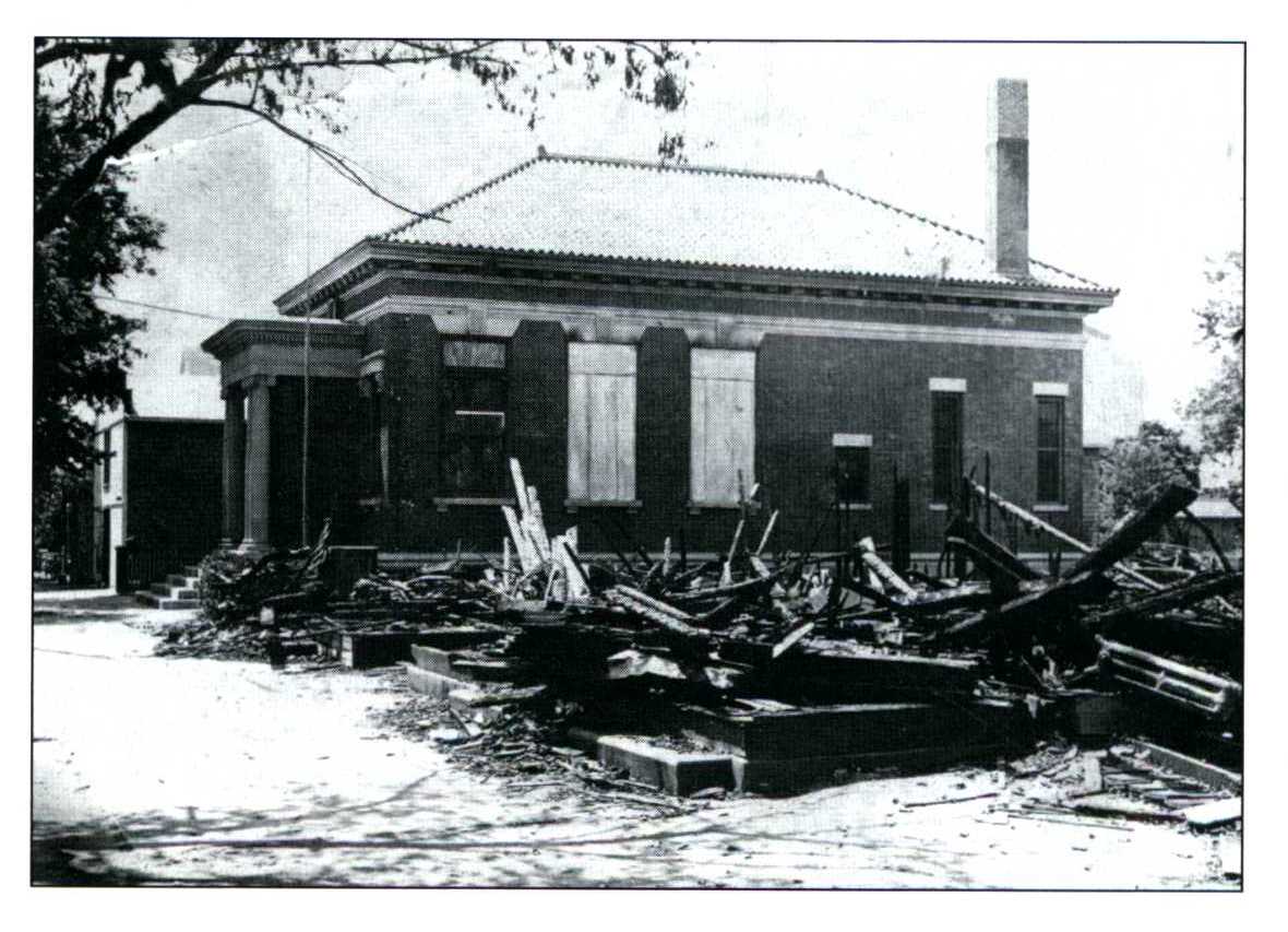 1st National Bank of Lindenhurst after 1914 fire.