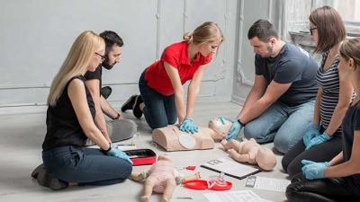 people taking Adult & Child CPR  